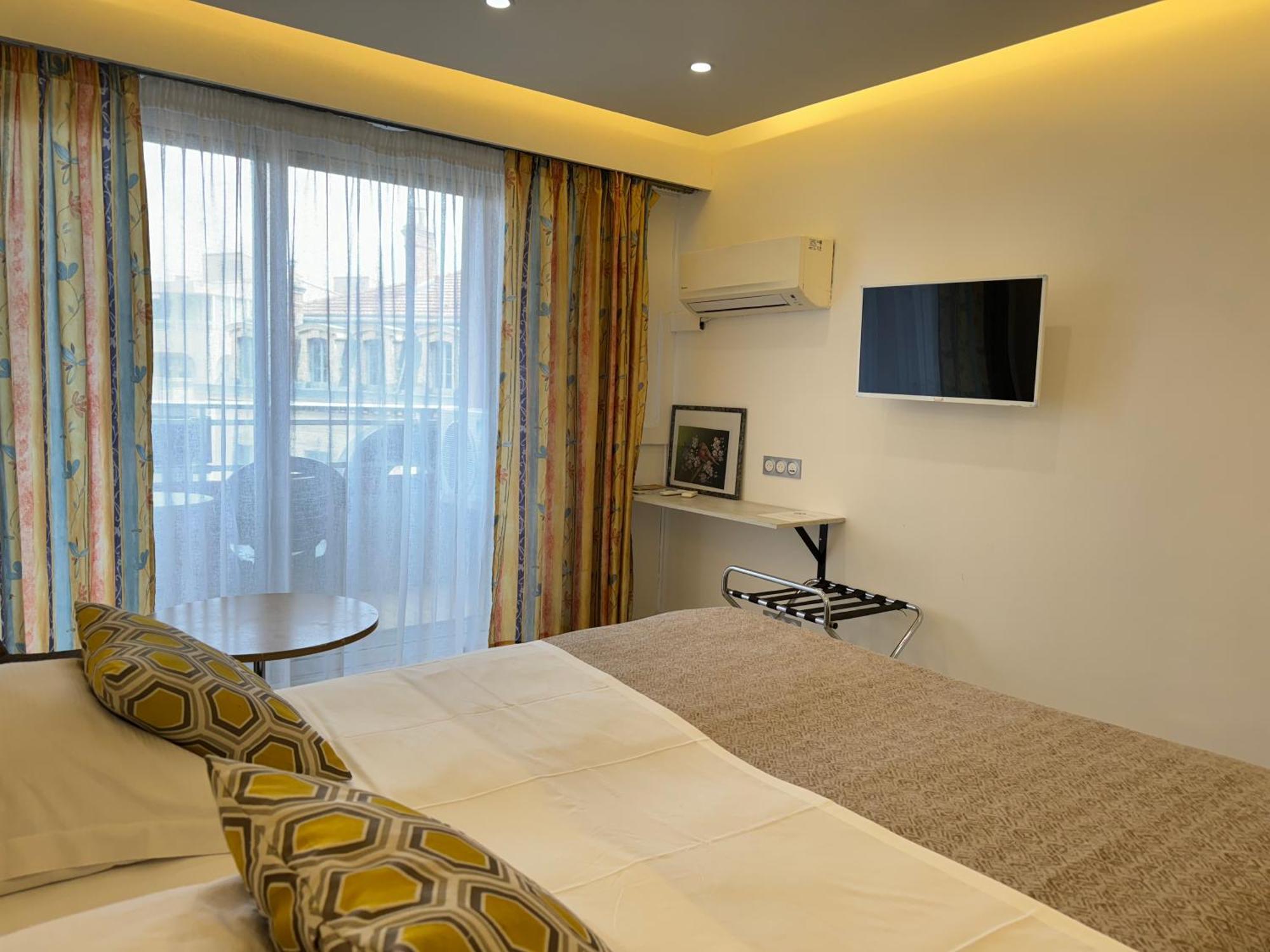 Hotel Panorama กราส ภายนอก รูปภาพ