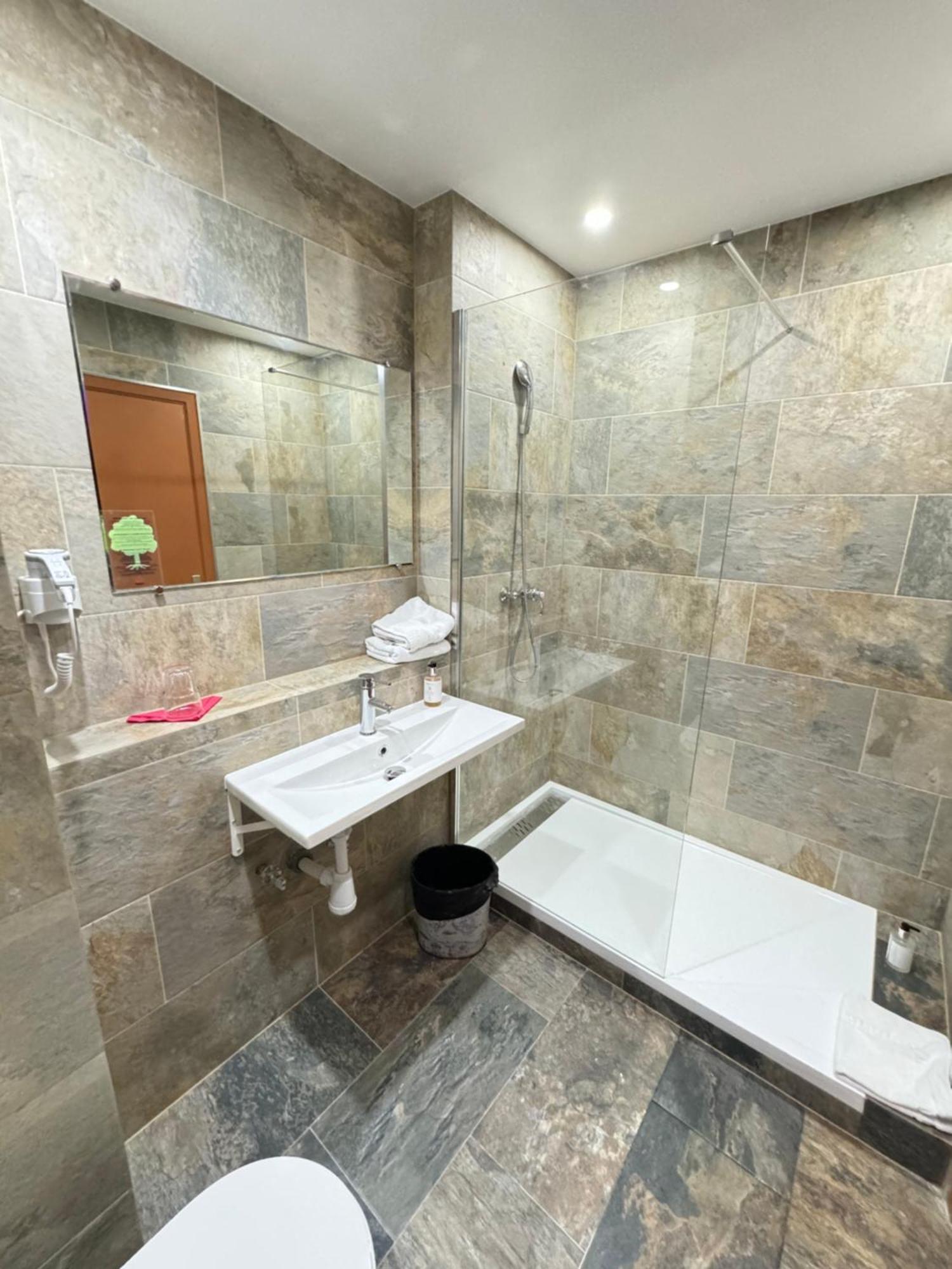 Hotel Panorama กราส ภายนอก รูปภาพ