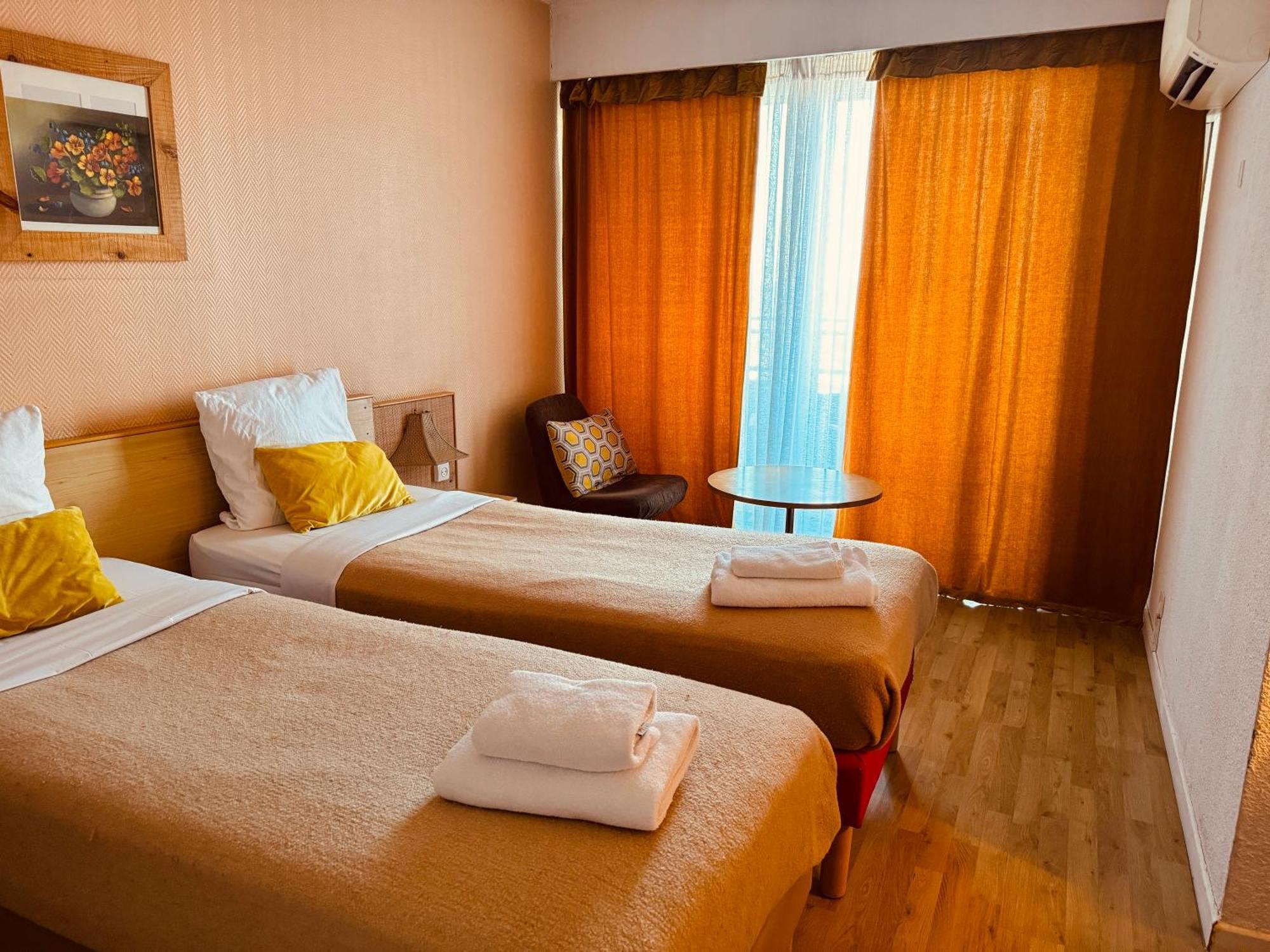 Hotel Panorama กราส ภายนอก รูปภาพ